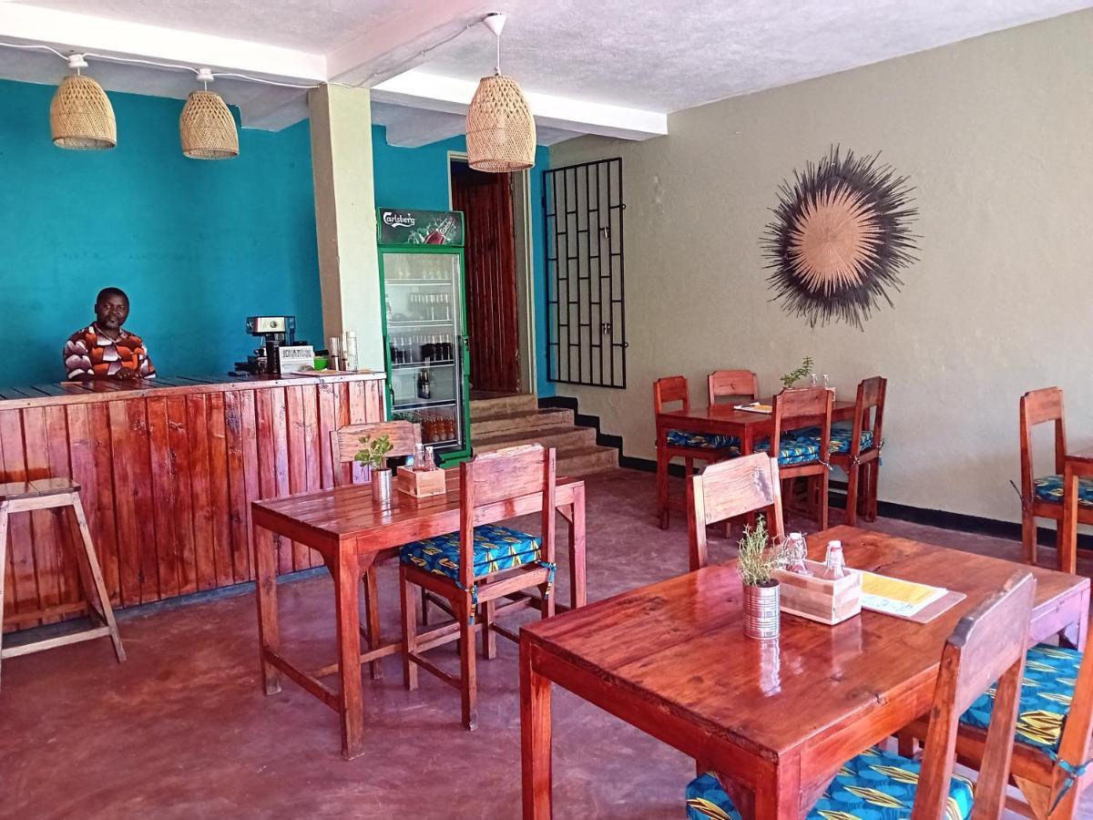 Blend Lodge And Kitchen - Pakachere Zomba Exteriér fotografie