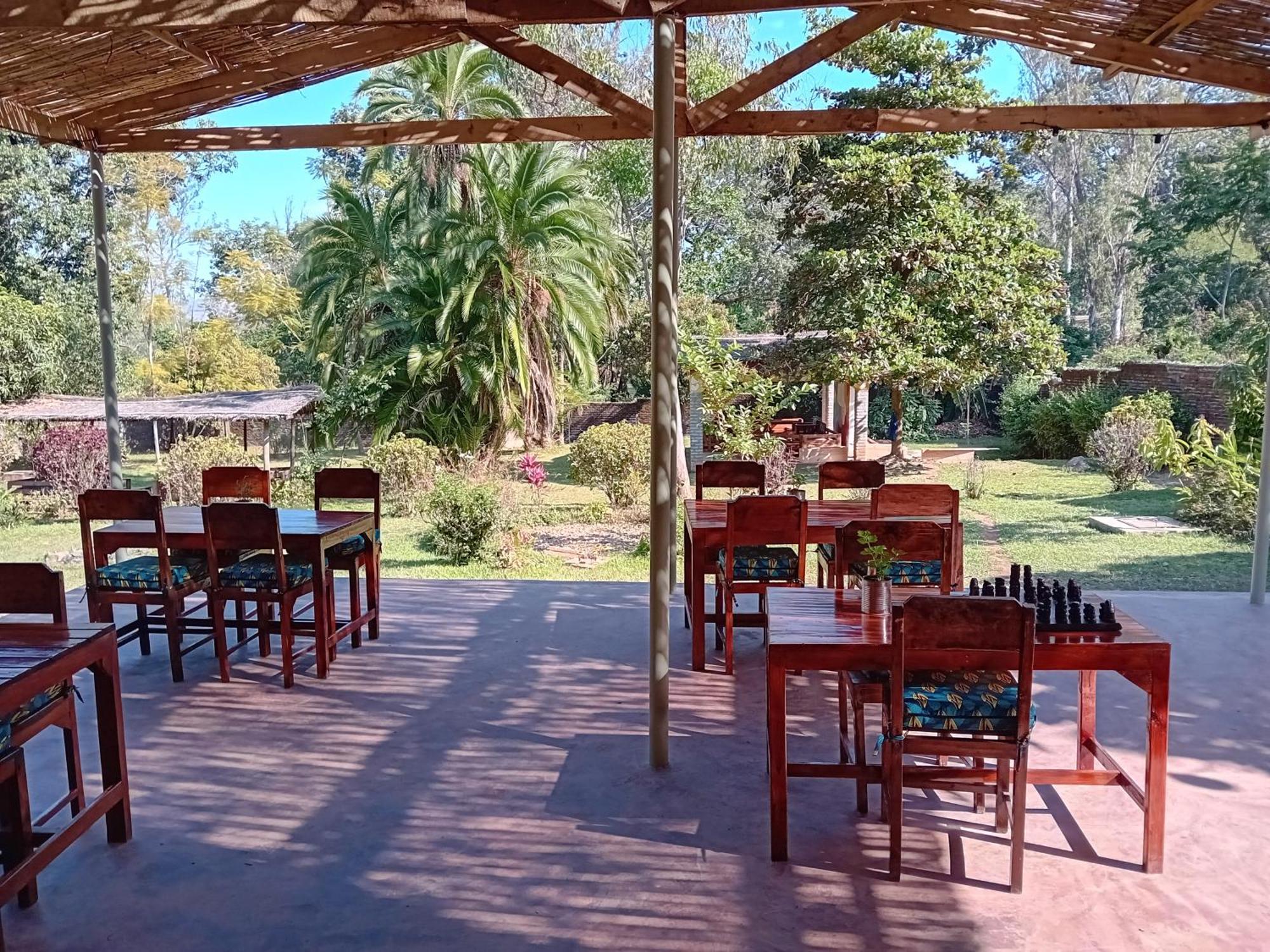 Blend Lodge And Kitchen - Pakachere Zomba Exteriér fotografie